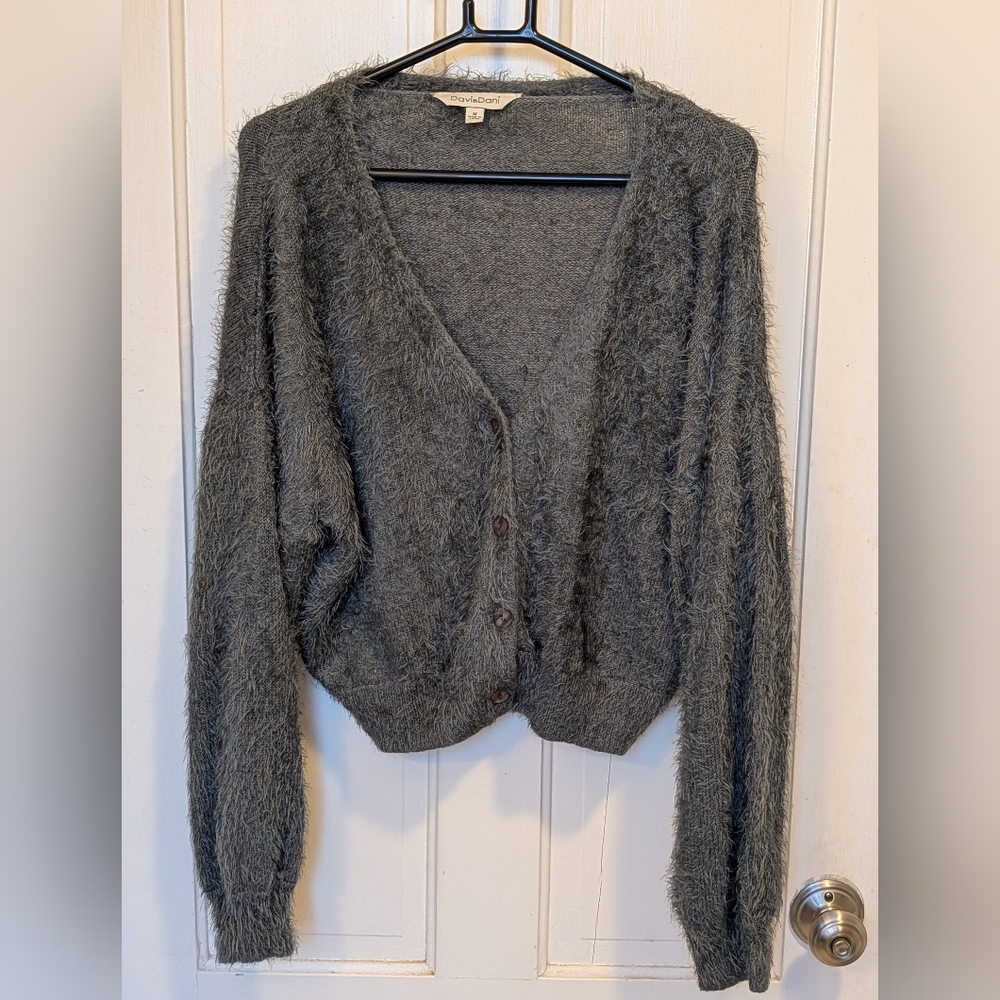 Fuzzy Slouchy Cropped Gray Cardigan EUC
